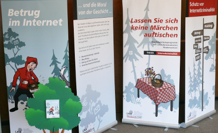 Lassen Sie sich keine Märchen auftischen ! Eine Ausstellung zur Internetkriminalität im Rathaus der Gemeinde Schellerten vom 19.08. bis 05.09.2013 Foto (c) Landeskriminalamt Niedersachsen