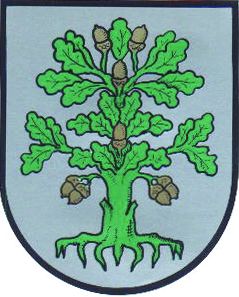 Das Wappen von Ahstedt ziert ein Abbild der als Naturdenkmal geschützten Ahstedter Eiche. Auf einer Karte von 1768 bildet sie zusammen mit anderen Bäumen die westliche Begrenzung des Dorfes.