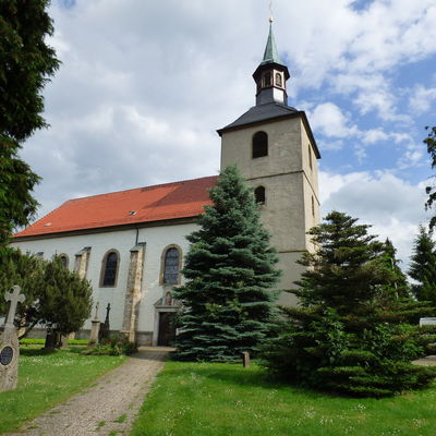Nordansicht der Kirche St. Nikolaus in Ottbergen