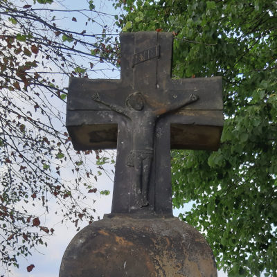 Kruzifix auf dem Flurkreuz am Kemmer Weg in Farmsen